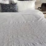 كفر مفرش ديور كينج (أبيض)