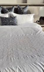 كفر مفرش ديور كينج (أبيض)